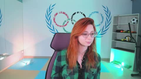 Snapshot of orianna_blade chatting on 12, 12, 2024 Orianna - Hi Im into geek culture cosplay crafting LARP games. Shall we play DnD online show from 12, 12, 2024