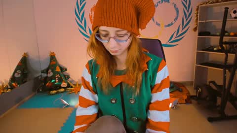 Snapshot of orianna_blade chatting on 26, 12, 2024 Orianna - Hi Im into geek culture cosplay crafting LARP games. Shall we play DnD online show from 26, 12, 2024