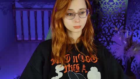 Snapshot of orianna_blade chatting on 4, 1, 2025 Orianna - Hi Im into geek culture cosplay crafting LARP games. Shall we play DnD online show from 4, 1, 2025