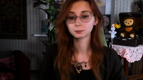 Snapshot of orianna_blade chatting on 5, 1, 2025 Orianna - Hi Im into geek culture cosplay crafting LARP games. Shall we play DnD online show from 5, 1, 2025