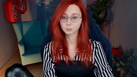 Snapshot of orianna_blade chatting on 7, 1, 2025 Orianna - Hi Im into geek culture cosplay crafting LARP games. Shall we play DnD online show from 7, 1, 2025