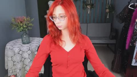 Snapshot of orianna_blade chatting on 13, 1, 2025 Orianna - Hi Im into geek culture cosplay crafting LARP games. Shall we play DnD online show from 13, 1, 2025