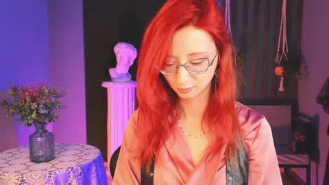 Snapshot of orianna_blade chatting on 13, 1, 2025 Orianna - Hi Im into geek culture cosplay crafting LARP games. Shall we play DnD online show from 13, 1, 2025