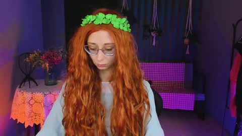 Snapshot of orianna_blade chatting on 1, 2, 2025 Orianna - Hi Im into geek culture cosplay crafting LARP games. Shall we play DnD online show from 1, 2, 2025