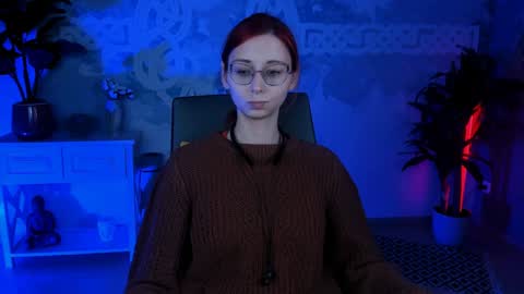 Snapshot of orianna_blade chatting on 2, 2, 2025 Orianna - Hi Im into geek culture cosplay crafting LARP games. Shall we play DnD online show from 2, 2, 2025