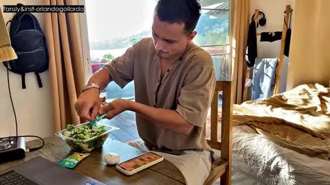 Snapshot of orlando__bloom chatting on 3, 12, 2025 Fansly and Instagram - online show from 3, 12, 2025