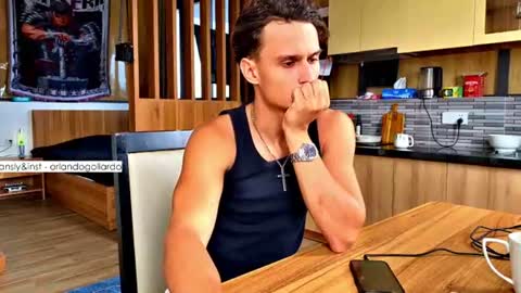 Snapshot of orlando__bloom chatting on 14, 7, 2026 Fansly and Instagram - online show from 14, 7, 2026