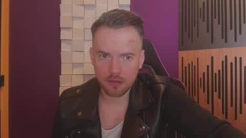 Snapshot of oscarsavage chatting on 9, 3, 2025 Oscar Steel Savage online show from 9, 3, 2025