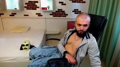 OscarWills online show from 8, 5, 2026