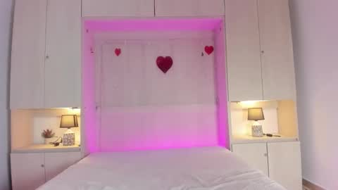 oshun_444 online show from 9, 3, 2026