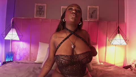 Oshun online show from 5, 12, 2024
