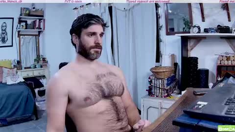 Snapshot of osito_blanco chatting on 12, 5, 2026 Osito Blanco online show from 12, 5, 2026