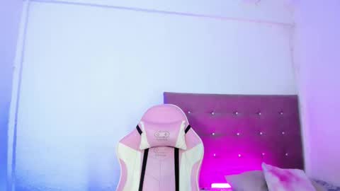 Snapshot of osoriomariaf chatting on 10, 9, 2025 Maria online show from 10, 9, 2025