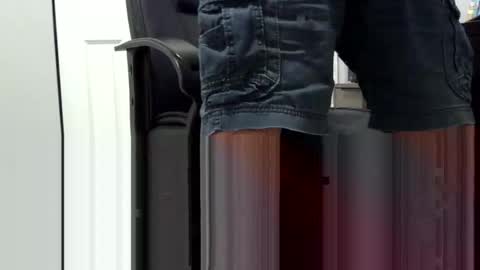 Snapshot of ossibottom chatting on 7, 4, 2026 Ossi online show from 7, 4, 2026