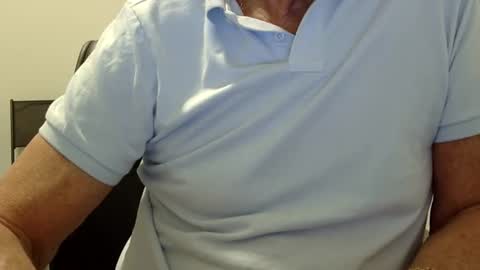 Snapshot of ossibottom chatting on 16, 4, 2026 Ossi online show from 16, 4, 2026