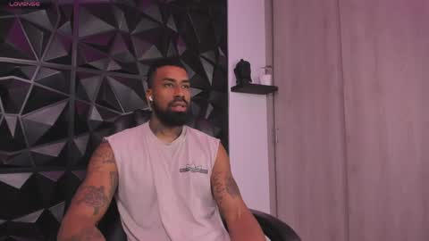 Ostin Daniels online show from 8, 5, 2026