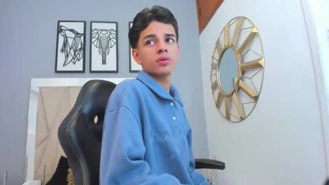Snapshot of owen__johnson chatting on 19, 10, 2025 Owen Johnson online show from 19, 10, 2025