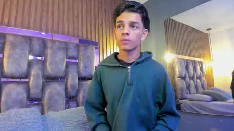 Owen Johnson online show from 3, 2, 2026