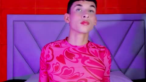 Snapshot of owen_stone1 chatting on 18, 4, 2026 owen_stone1 online show from 18, 4, 2026
