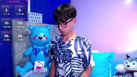 Snapshot of owenblue__ chatting on 2, 12, 2024 Owen Independent model online show from 2, 12, 2024