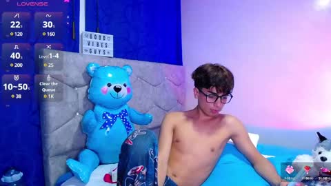 Snapshot of owenblue__ chatting on 2, 12, 2024 Owen Independent model online show from 2, 12, 2024