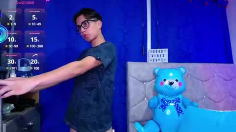 Snapshot of owenblue__ chatting on 3, 12, 2024 Owen Independent model online show from 3, 12, 2024