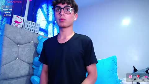 Snapshot of owenblue__ chatting on 6, 12, 2024 Owen Independent model online show from 6, 12, 2024