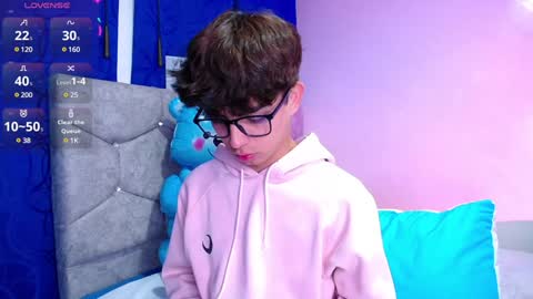 Snapshot of owenblue__ chatting on 24, 12, 2024 Owen Independent model online show from 24, 12, 2024