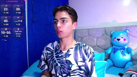 Snapshot of owenblue__ chatting on 3, 2, 2025 Owen Independent model online show from 3, 2, 2025