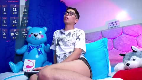 Snapshot of owenblue__ chatting on 13, 2, 2025 Owen Independent model online show from 13, 2, 2025