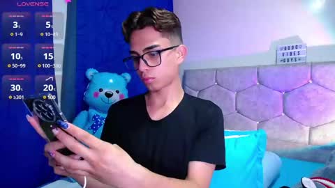 Snapshot of owenblue__ chatting on 13, 2, 2025 Owen Independent model online show from 13, 2, 2025