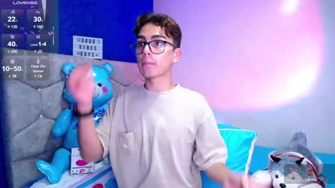 Snapshot of owenblue__ chatting on 1, 3, 2025 Owen Independent model online show from 1, 3, 2025