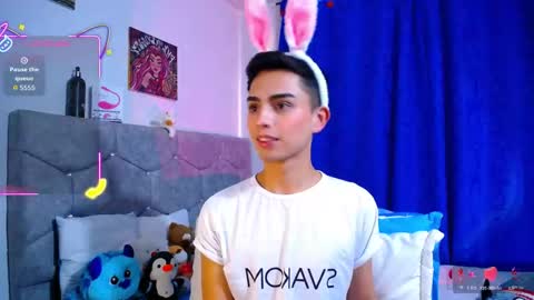 Snapshot of owenblue__ chatting on 28, 10, 2025 Owen Independent model online show from 28, 10, 2025