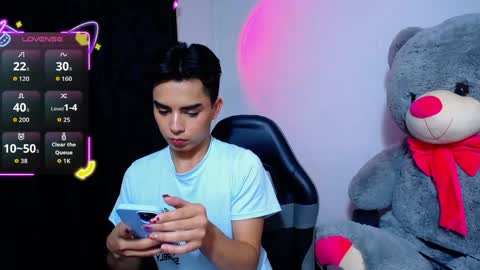 Snapshot of owenblue__ chatting on 19, 4, 2026 Owen Independent model online show from 19, 4, 2026