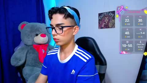 Snapshot of owenblue__ chatting on 21, 5, 2026 Owen Independent model online show from 21, 5, 2026