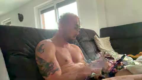 Snapshot of oxlade59 chatting on 18, 9, 2025 oxlade59 online show from 18, 9, 2025