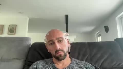 Snapshot of oxlade59 chatting on 21, 10, 2025 oxlade59 online show from 21, 10, 2025