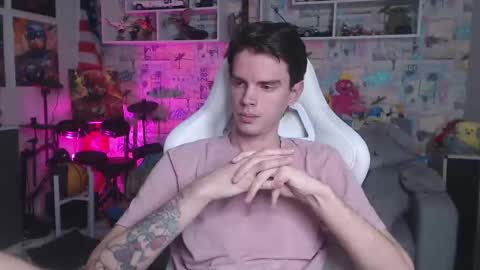 Mike online show from 2, 3, 2025