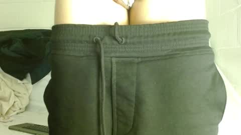 Snapshot of oxxy_jean chatting on 10, 12, 2024 Jeannifer online show from 10, 12, 2024