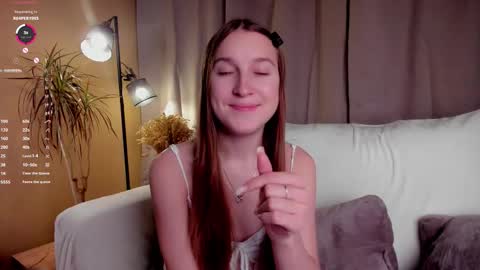 Caroline or just Lina online show from 9, 11, 2025