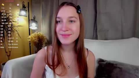 Caroline or just Lina online show from 14, 11, 2025