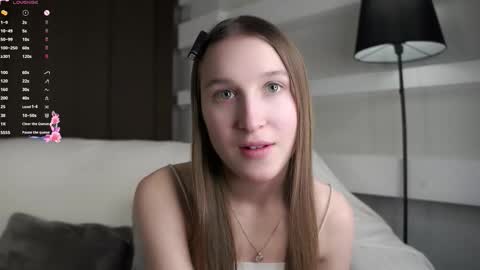 Caroline or just Lina online show from 17, 12, 2025