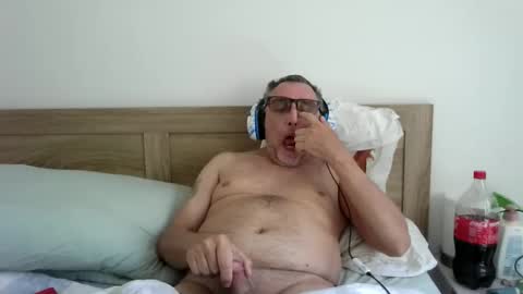 Snapshot of ozzie_male77 chatting on 31, 10, 2025 Brian online show from 31, 10, 2025