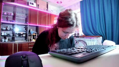 Ella online show from 13, 12, 2024