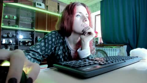 Ella online show from 14, 12, 2024
