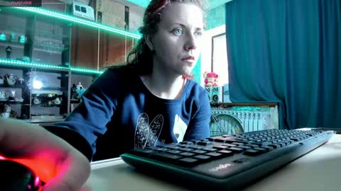 Ella online show from 17, 12, 2024