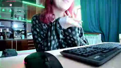 Ella online show from 15, 2, 2025