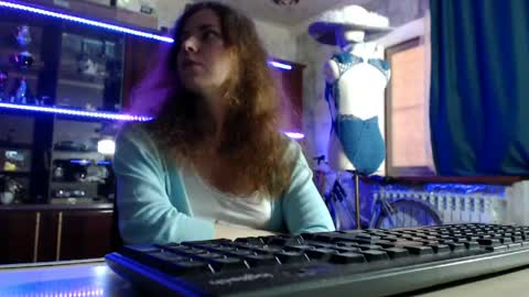 Ella online show from 1, 5, 2026