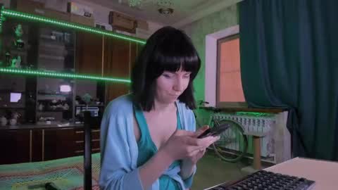 Ella online show from 5, 6, 2026