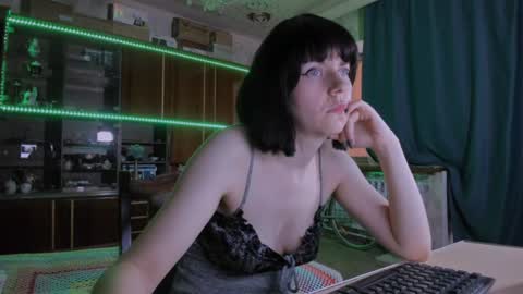 Ella online show from 18, 6, 2026